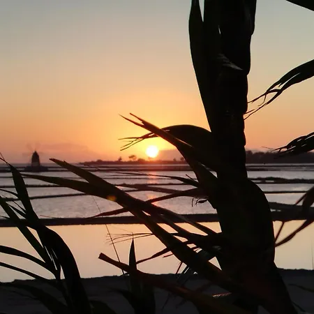 Sunrise Stagnone - Sicily Sea B&B